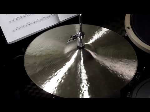 13 Hats, 861g & 698g - Handcrafted cymbals by Craig Lauritsen