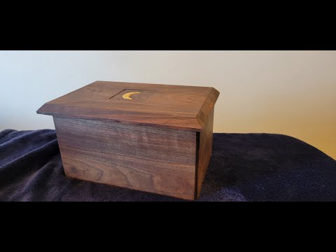 Making a Simple Walnut Jewelry Box
