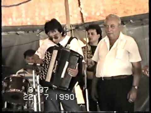 Sloba Lekic sa orkestrom live-svadba kod Branka Ivanovci.