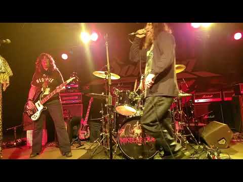 Mikell's Plot - The Green House (LIVE)