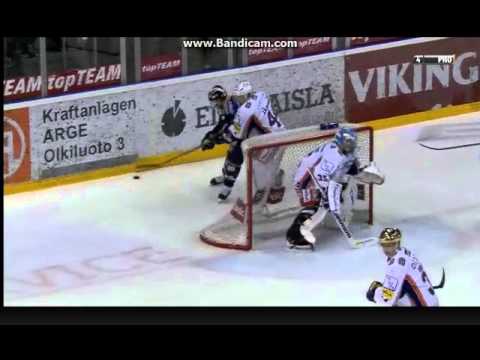 Lauri Tukosen hattutemppu