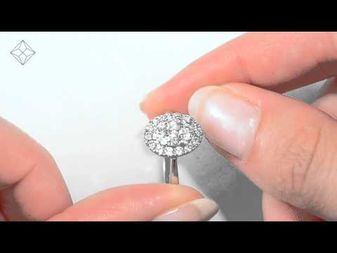 FT60 - Gorgeous 1ct Diamond and 18K White Gold Cluster Ring
