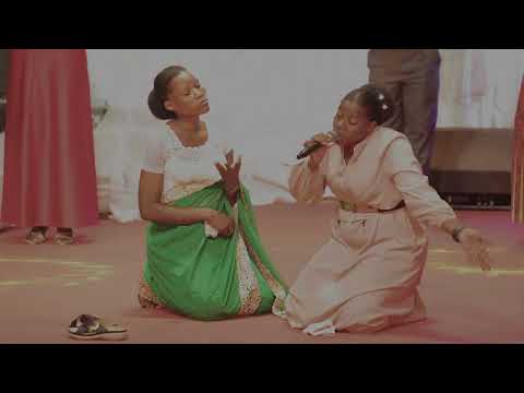 MUKAMA NINZEEKO LIVE PERFORMANCE BY CALVARY
