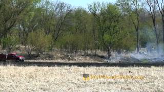 preview picture of video 'Grass & Brush Fire within City Limits ~ Albert Lea, Minnesota ~ April 9, 2012'