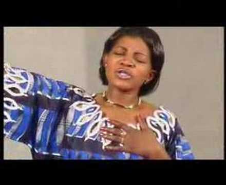 Angela Chibalonza-Yo Ozali Nzambe