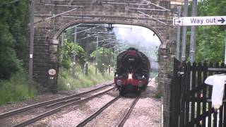 preview picture of video '46115 Scots Guardsman steaming through Cononley'