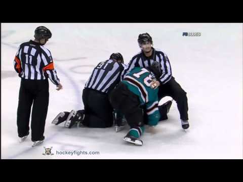Ian Cole vs Benn Ferriero