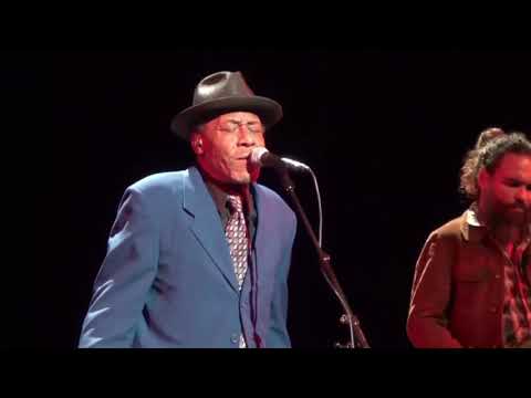 Archie Lee Hooker & The Coast to Coast Blues Band Live at "Théâtre de Sens" Part 1 of 3