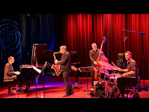 Pablo Held Trio & Chris Potter - Apogee