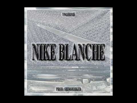 YUNG HOME - NIKE BLANCHE