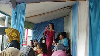 Download lagu pengabdian seorang wanita (Elvi Sukaesih) Sonia live Familly26 mp3 Download lagu pengabdian seorang wanita (Elvi Sukaesih) Sonia live Familly26 mp3