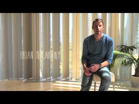 Presentando Brian McCarthy - YouTube