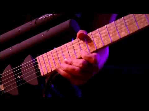 Video thumbnail for The Judas Kiss [Quebec Magnetic - Live]
