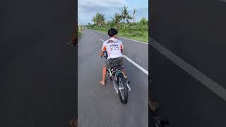Download lagu RX king tipis tipis 🚀🚀 #fypシ゚viral #rxking135cc #dragbikestart #vidioshort #shortvideo mp3