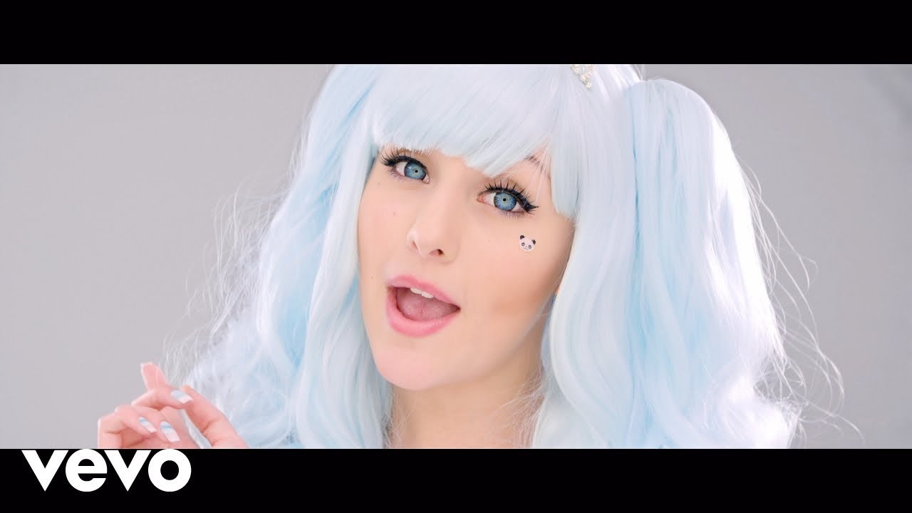 Dolly Style — Cherry Gum