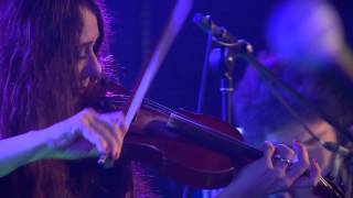 Az A38 Hajó Színpadán: The Ministry of Wolves