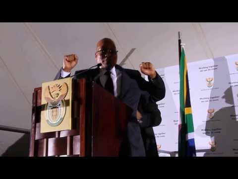 Jacob Zuma sings Umshini Wam in Saldanha
