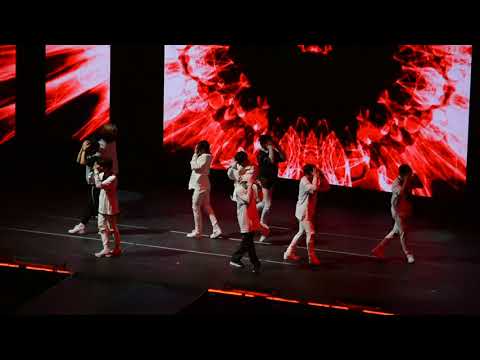 《DRAMATIC》스트레이 키즈 (Stray Kids) - Hellevator @ KCON NY 2018 180623