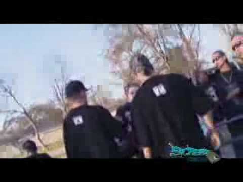 Si Somos Callejeros Hata Proof y Cartel De Santa