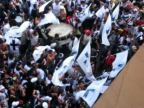 "COMANDO SVR ENTRANDO A NVESTRA 2DA CASA (GREMCO)" Barra: Comando SVR • Club: Alianza Lima