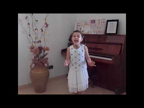 Victoria Cosentino: Come neve