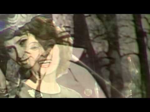 Tři panenky - Yvetta Simonová