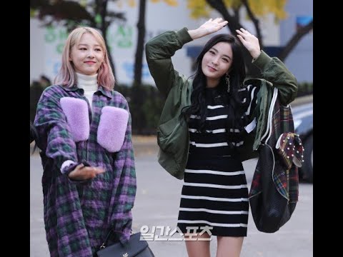 [포토]소나무 뉴썬,나현 팬들에게 하트 뿅뿅