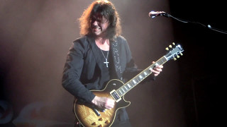 EUROPE 2014 Live - John Norum Solo &amp; Girl from Lebanon