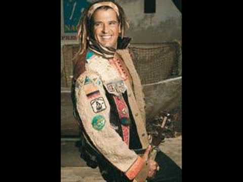 La cartera Carlos Vives