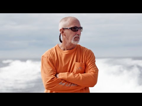 Dive into the Multi-Generational Custom Boat Building Legacy of the Davis Family - JB Insider: Ep. 4