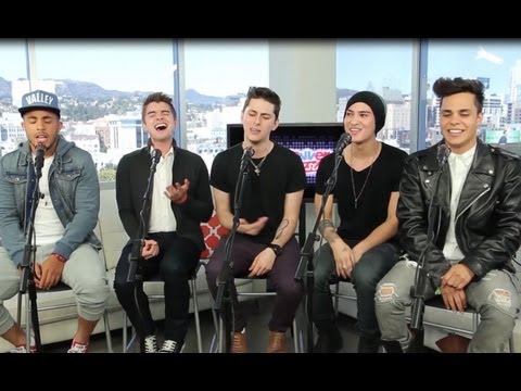 Midnight Red "Body Talk" Acoustic Performance at ClevverMusic