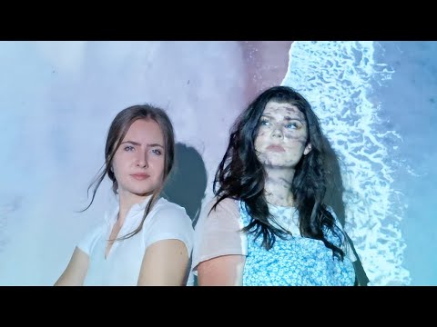 AUF UND DAVON | JESSICA PARISH & HELENA FIN (OFFICIAL MUSICVIDEO)