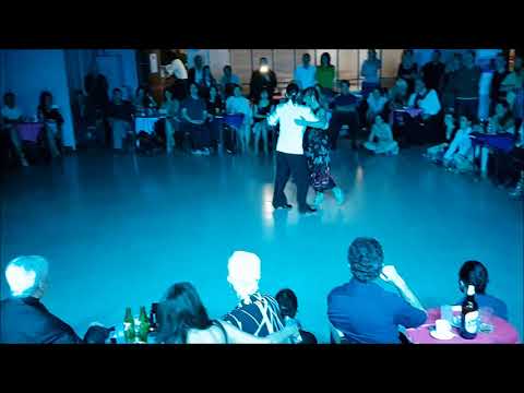 ALEJANDRA MANTIÑAN y GUSTAVO RUSSO en Viva La Pepa! Milonga (Vals)