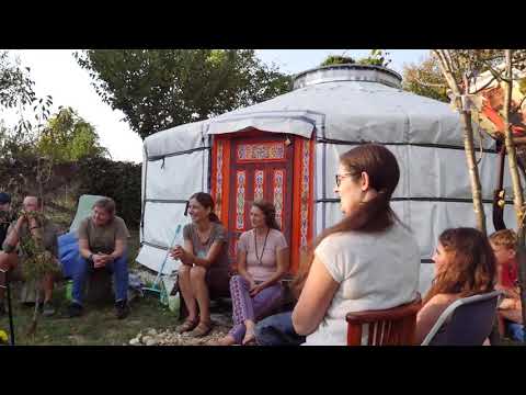 Dr. Bánvölgyi Helga és Kátai Piroska Sella - Ehető vadnövények, Anasztázia kert - Békés Harcos Udvar