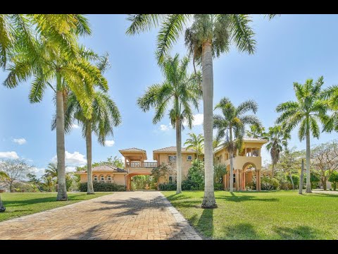 7150 Peppertree Cir N, Davie, FL 33314