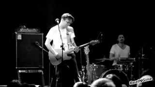 Tom Vek - Aroused, You&#39;ll Stay (live @ Moscow, B2 club 08.12.2014)