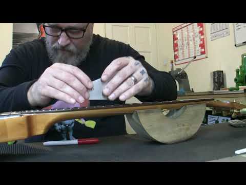 Epiphone 58 Korina Flying V: fret level, new bone nut + and setup...