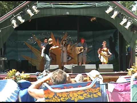 Blue Moose and the Unbuttoned Zippers with Nic Gareiss at Blissfest 2009