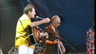 Lonnie Donegan Americana 2002 (Part 2) Possibly the last video.