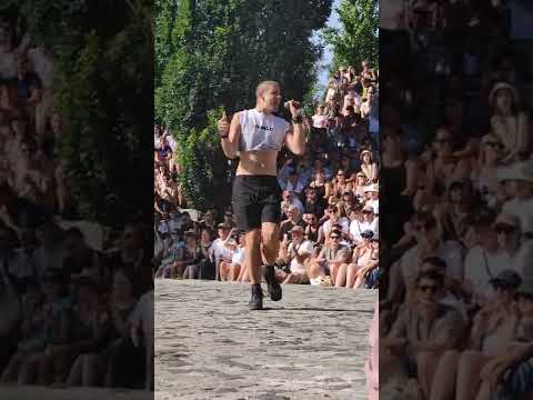 mauerpark Berlin karaoke 24.7.22 ABBA gimme gimme gimme