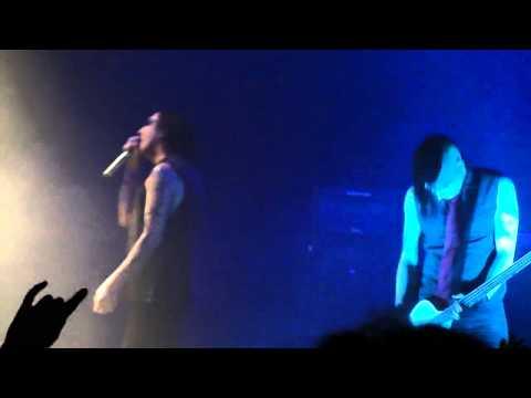 Marilyn Manson - Running To The Edge Of The World LIVE 2009