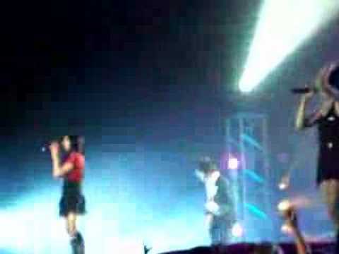 The Veronicas - Revolution - Live