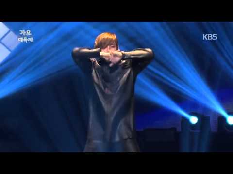 Dongwoo Solo Stage ' Right for You' Cut