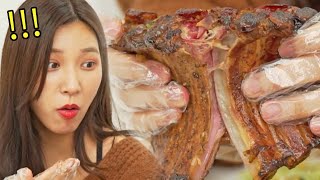 Koreans Try American BBQ For the FIRST TIME! Pork Ribs, Pulled Pork & Brisket