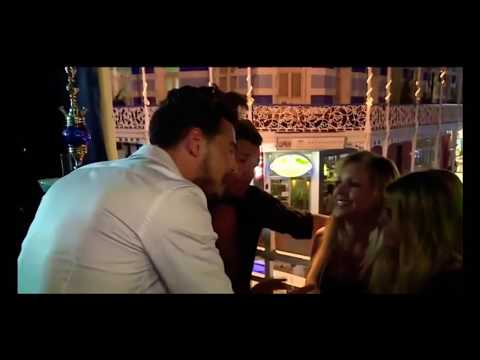 Clash entre Paga & Adixia _ Les Marseillais South Africa