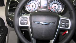 preview picture of video '2013 Chrysler Town and Country #D316 in Madison Jefferson,'