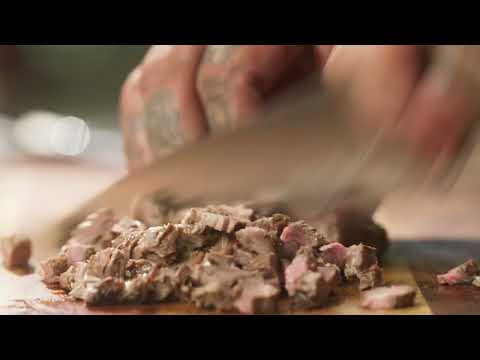 Se Cocina Español with Aarón Sánchez - Carne Asada Tacos (Tacos de Carnitas)