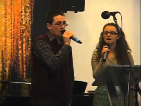 Surorile Popan & Paul Sighiartau - La cruce sus (Biserica Penticostala Albini)