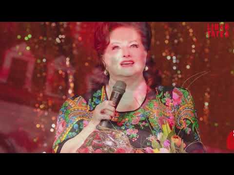 Cerbul de aur, cel mai mare festival internaţional de interpretare din România.