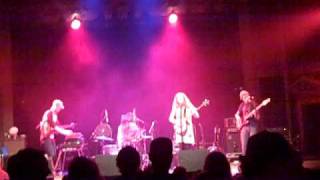 Caroline Smith and the Goodnight Sleeps/With lyrics.